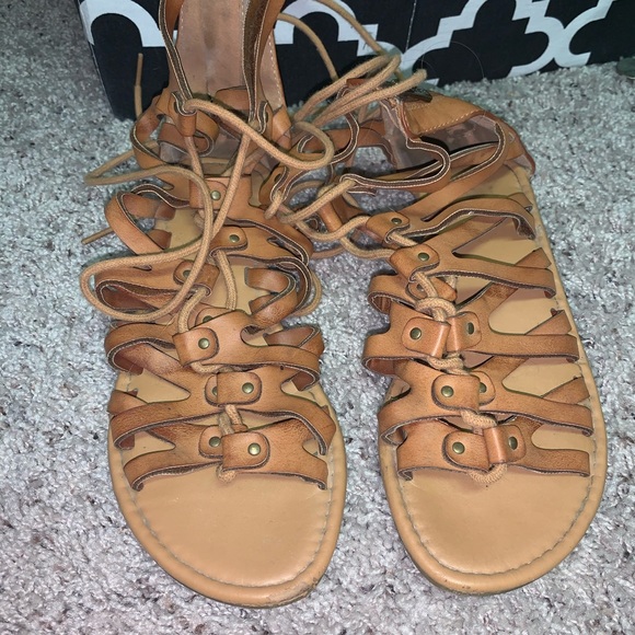 Soda gladiator sandals